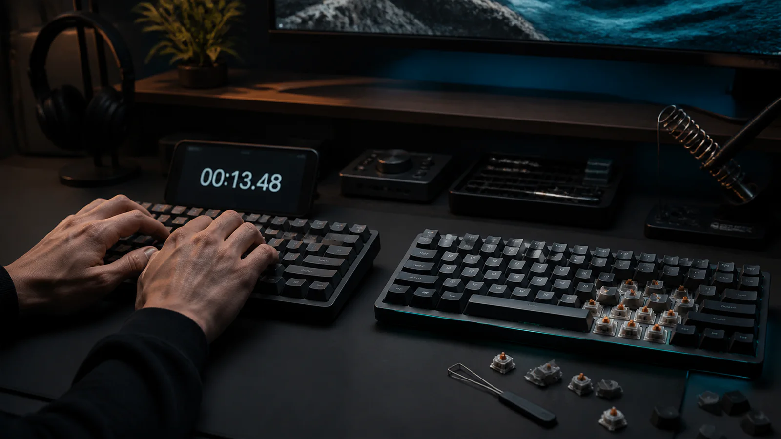 Imagem editorial do comparação: EPOMAKER HE80 vs SteelSeries Apex Pro TKL Gen 3