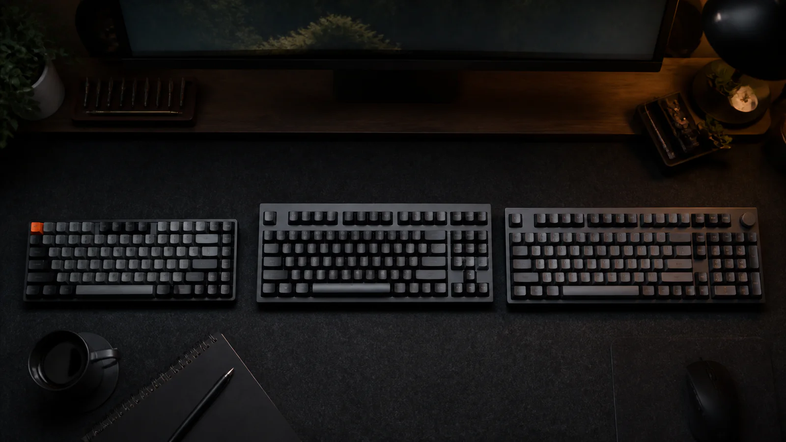 Imagem editorial do guia: Tamanhos e layouts de teclado: 60%, 65%, TKL e completo